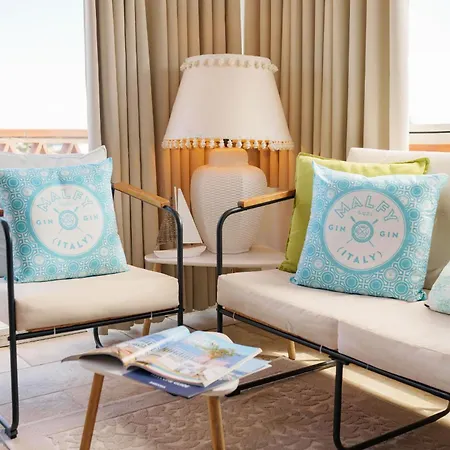 L Attico Di Gennaro Vista Mare Apartmán *